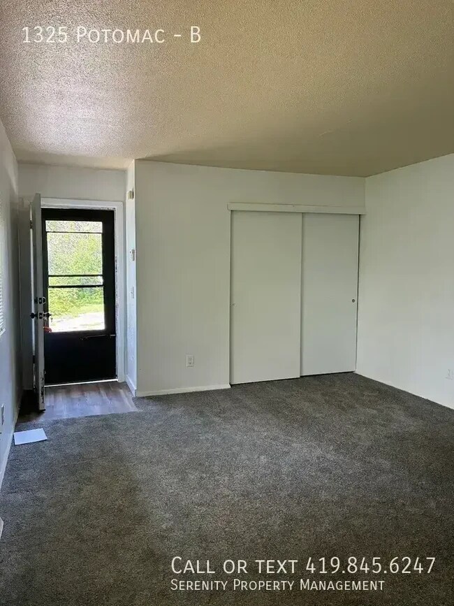 Foto del edificio - 1325 Potomac Dr