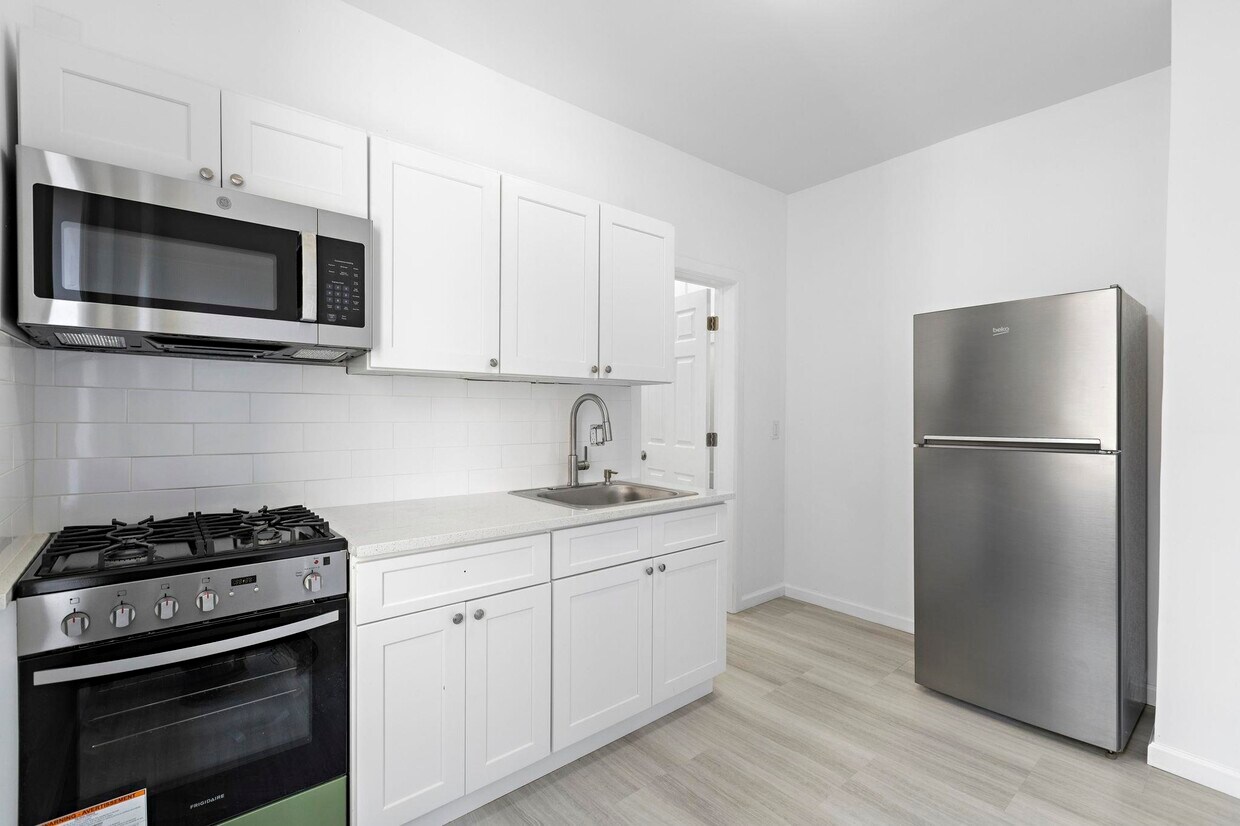 Foto principal - 137 Kensington Ave