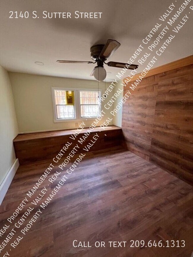 Building Photo - Coming Soon Cozy 3 Bedroom 1.5 Bath