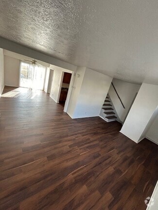 Building Photo - 6606 Vandre Ave