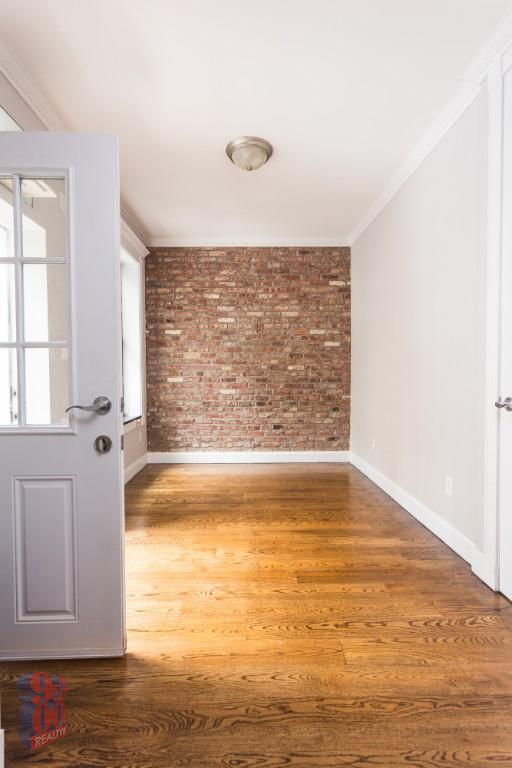 Building Photo - 3 bedroom in New York NY 10003