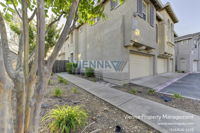 Foto principal - 1003 Ferry Cir