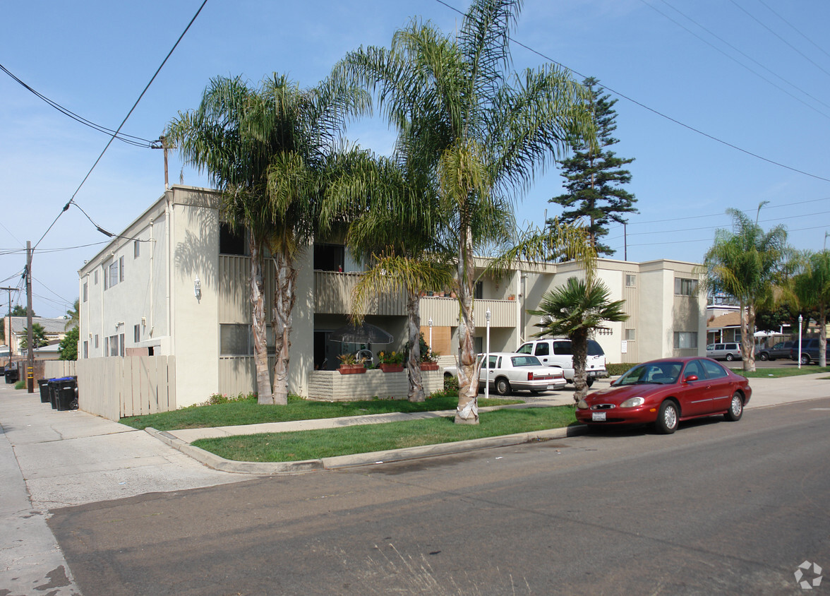 Primary Photo - Kendall Palm Apartments