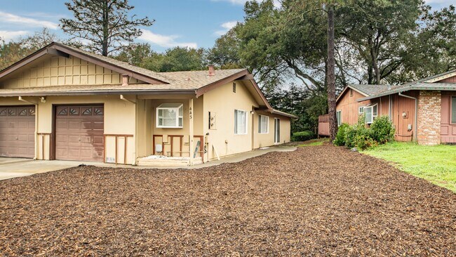 Foto del edificio - 441-443 Pheasant Ln - 443 Pheasant Ln. Santa Rosa, CA 95403