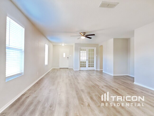 Foto del edificio - 16247 Kentucky Ridge