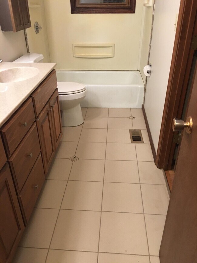Foto del edificio - 1730 W 28th St