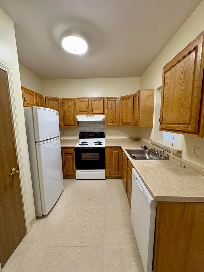 Foto del edificio - 18 Harbor Ave