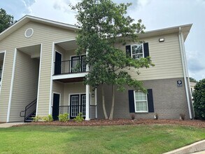 Building Photo - 1021 Molly Barr Rd