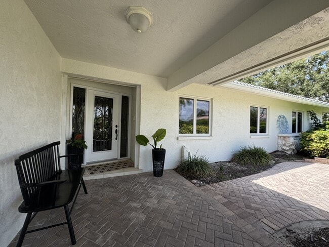 Building Photo - 468 Bellini Cir
