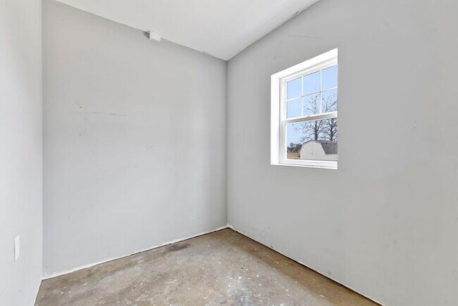 Foto del edificio - East Bay Unit-4241 West Whiteland Road