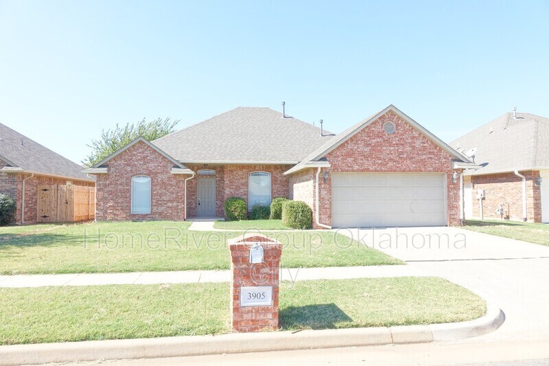 3905 Ashley Terrace, Yukon, OK 73099 House for Rent in Yukon, OK
