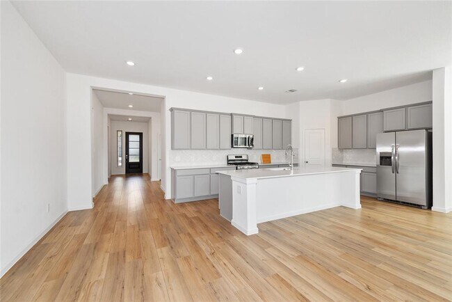 Building Photo - 18115 Scarlett Hummingbird Ct