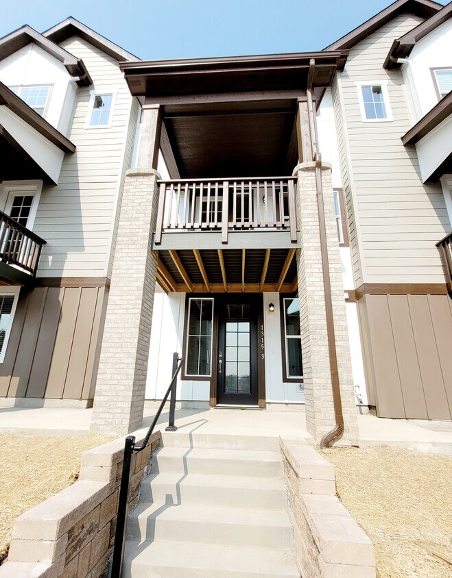 1315 Hoyt St, Lakewood, CO 80215 Townhome Rentals in Lakewood CO