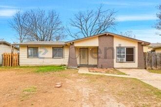 Building Photo - 6916 Shady Grove Dr