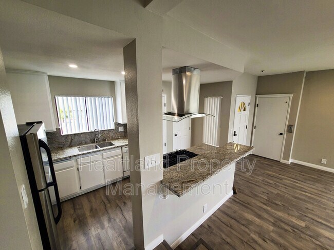 Building Photo - 138 Juniper Ave