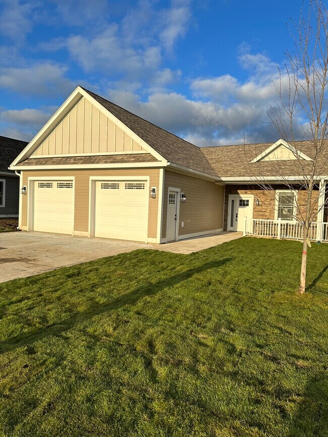 283 Liam Ln, Rome, NY 13440 Townhome Rentals in Rome NY