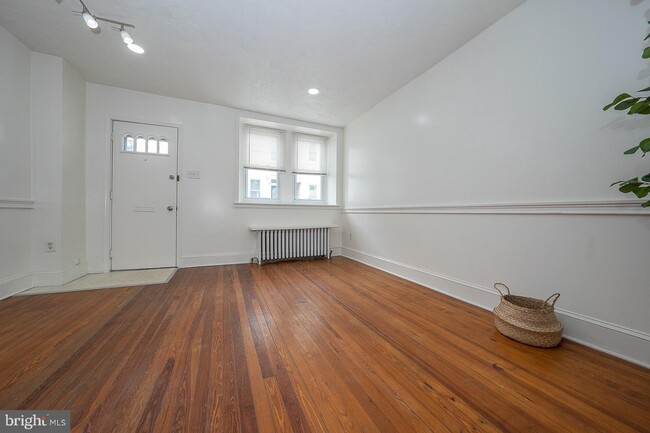 Building Photo - 141 East St