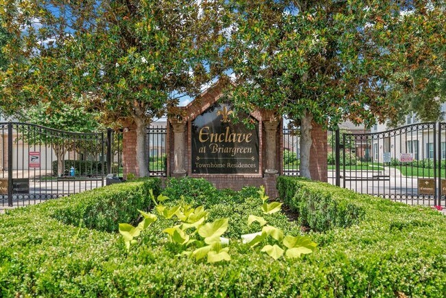 Foto del edificio - 2742 Windy Thicket Ln