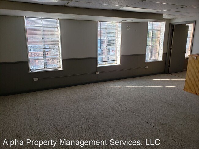 Foto del edificio - 2 br, 1 bath House - 101 E Pine