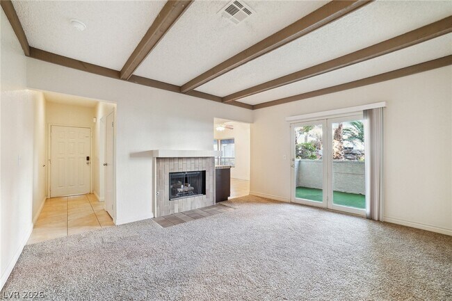 Foto del edificio - 2649 Red Rock St