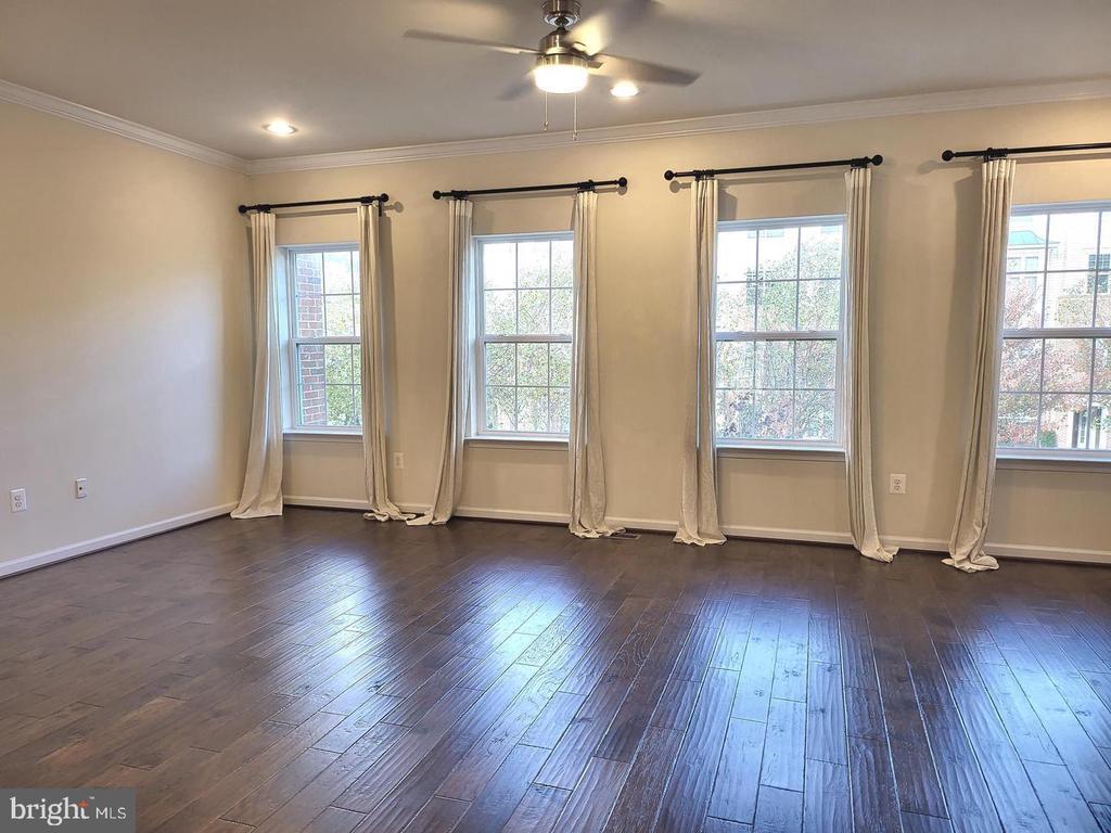 Foto principal - 7439 St Margarets Blvd