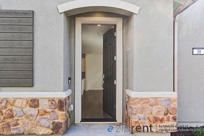 Building Photo - 4 br, 2.5 bath House - 30 Cypress Ct, Pitt...