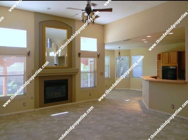 Building Photo - NE Heights Beauty with 2 master suites