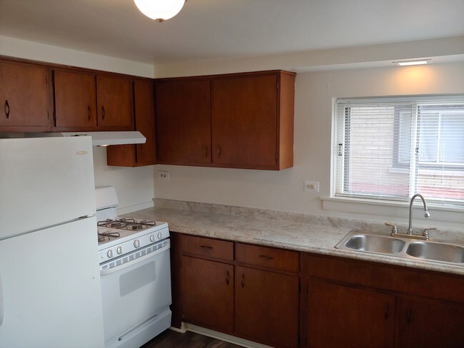 Building Photo - 18411 Torrence Ave