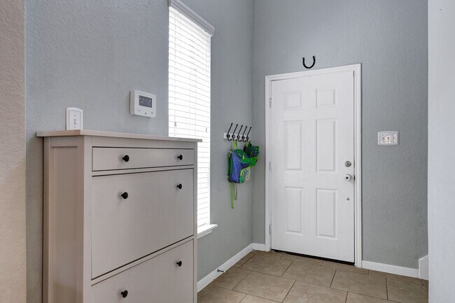 Building Photo - ***APPLICATION CURRENTLY UNDER REVIEW***St...