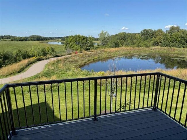 Foto del edificio - 18928 73rd Ave N