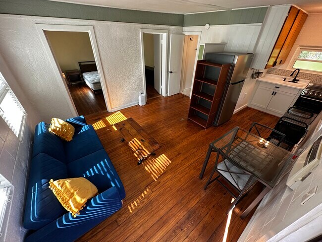 Foto del edificio - 236 W Michigan Ave