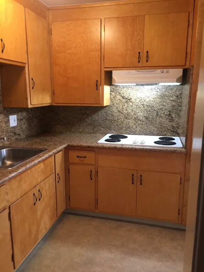 Kitchen - 1301 45th Ave