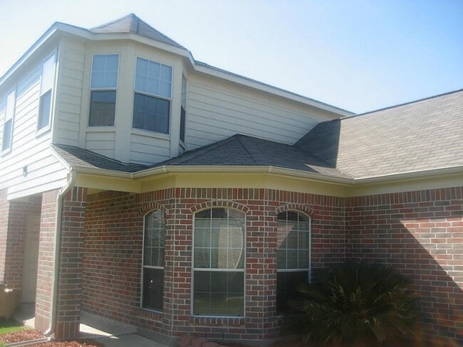 Foto del edificio - 18506 Carousel Creek Ct