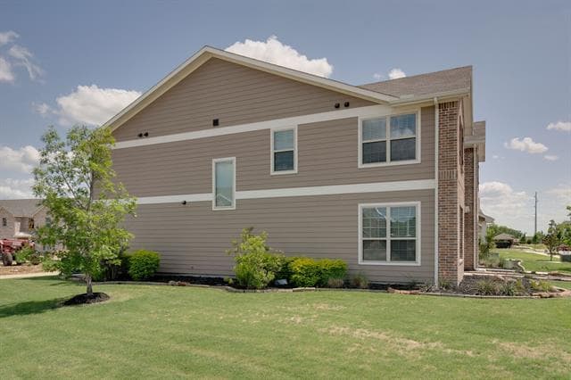 Building Photo - 3524 Brentwood Dr