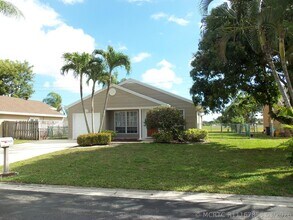 Building Photo - 5664 Pebble Brook Ln