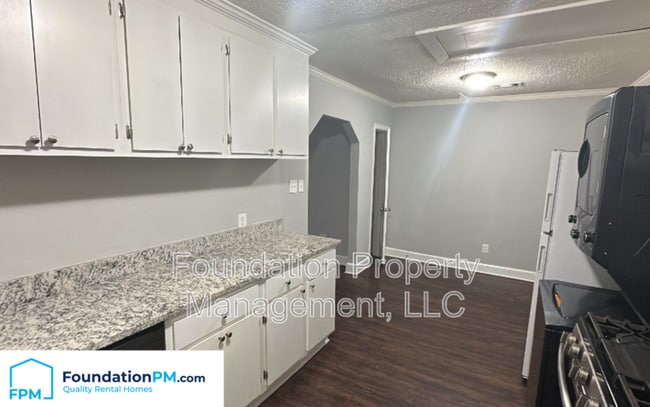 Building Photo - 3526 Barwood Cir