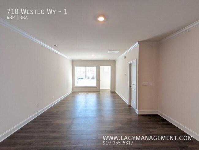 Foto del edificio - 718 Westec Wy