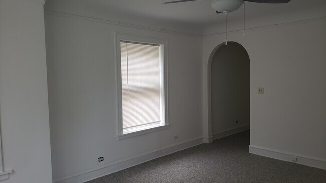 Building Photo - 7918 Karlov Ave