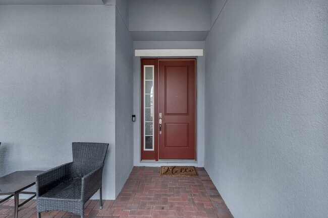 Foto del edificio - Modern 4BR Home in Davenport | Open Floor Plan | Granite Countertops