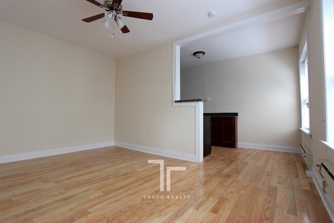 Foto del edificio - 2842 N Orchard St