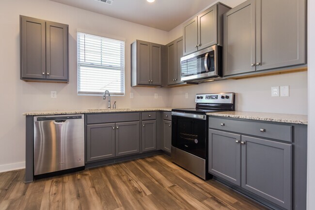 Foto del edificio - 26084 Beech Grv Ln NW