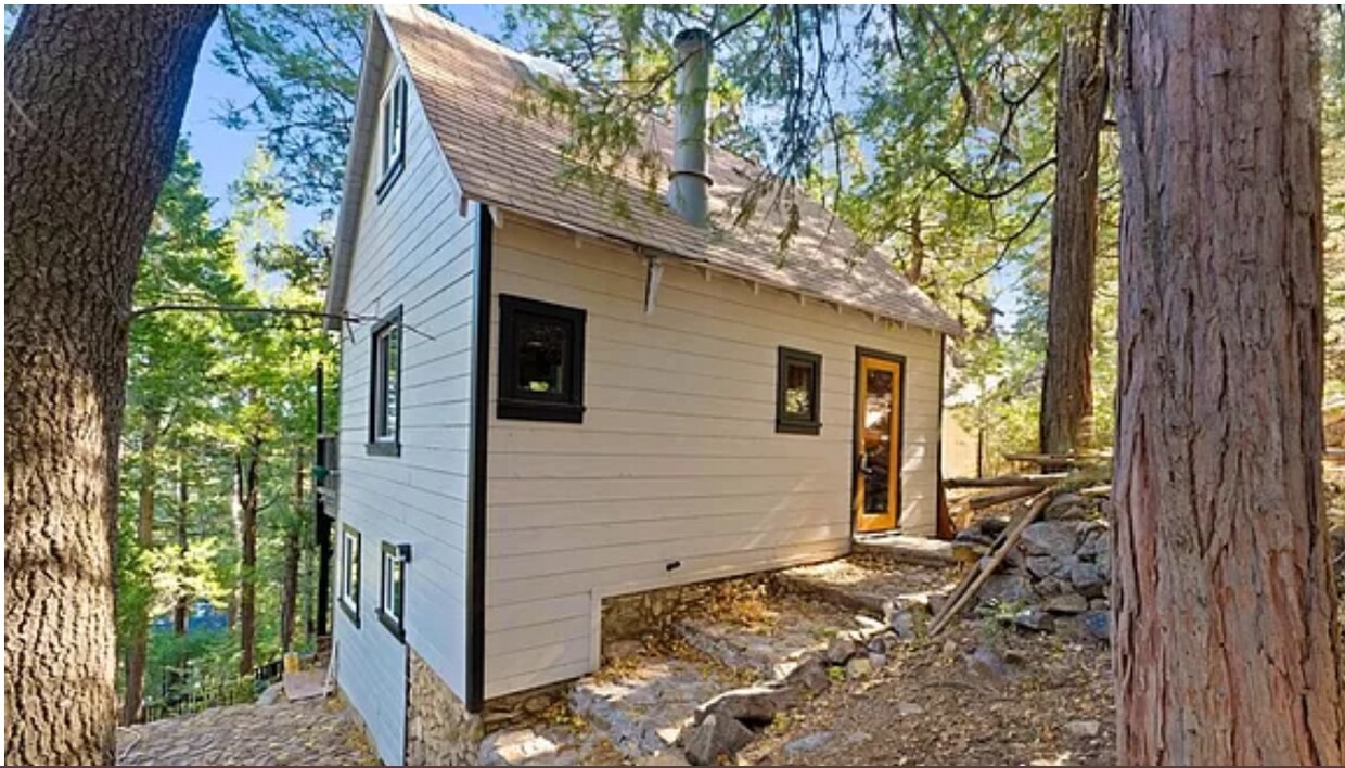 956 Mercury Way, Crestline, CA 92325 House Rental in Crestline, CA