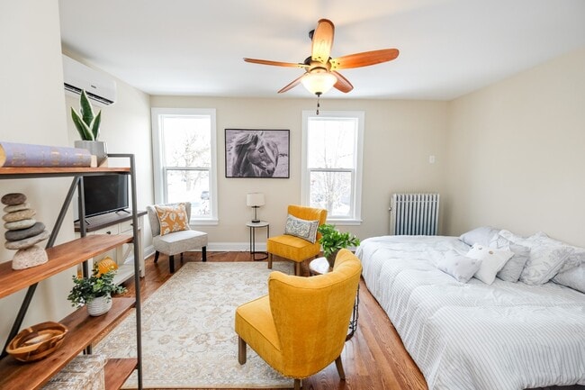 Studio A - Glendale Flats and 2396 Myrtle House