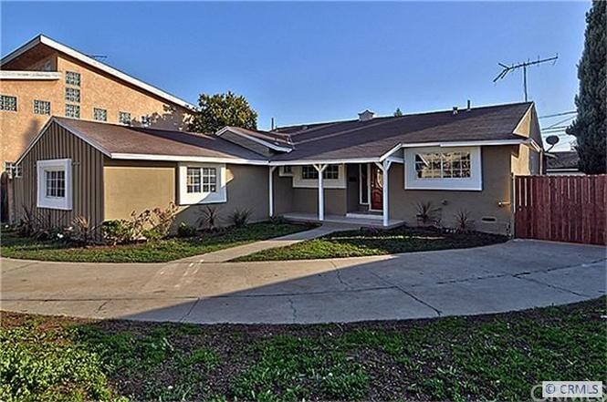 Primary Photo - 1144 Magnolia Ave