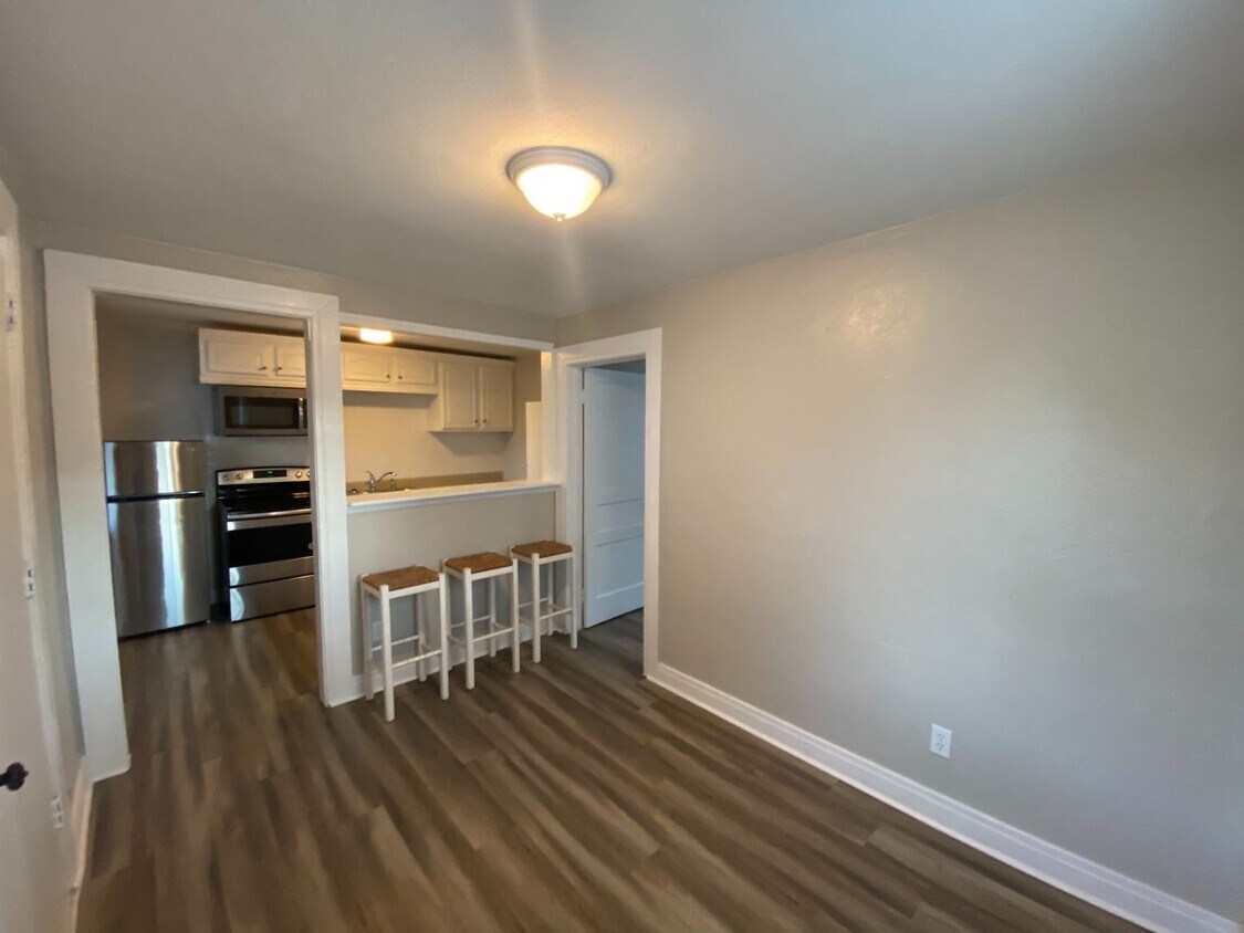 Foto principal - 2354 Forbes St