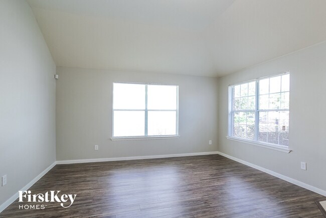 Building Photo - 2511 Muscory Dr