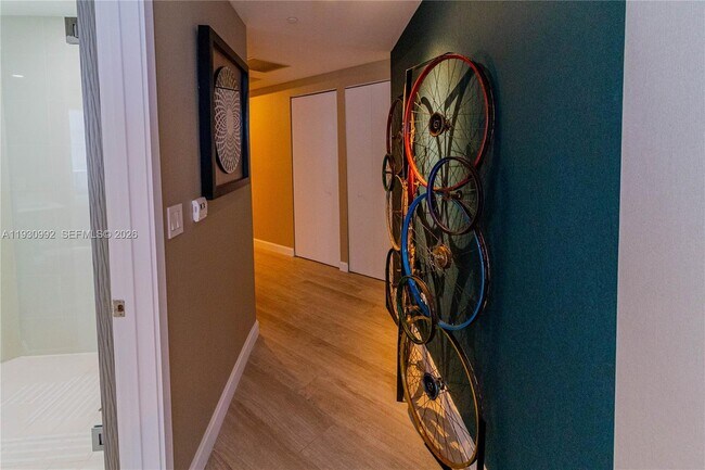 Foto del edificio - 45 SW 9th St