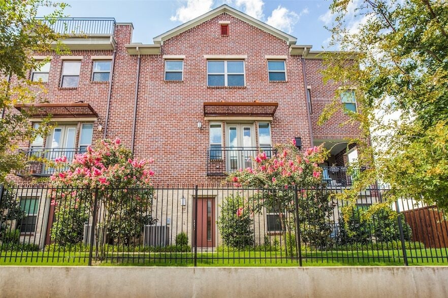 Photo - 4323 Dickason Avenue Unit 6