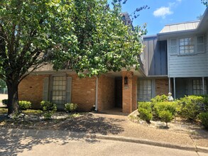 Building Photo - 2820 N Fourth St