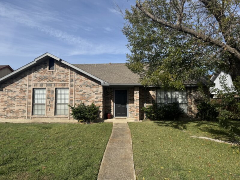 Foto principal - *****BEAUTIFUL HOME IN THE PECAN CREEK SUB...